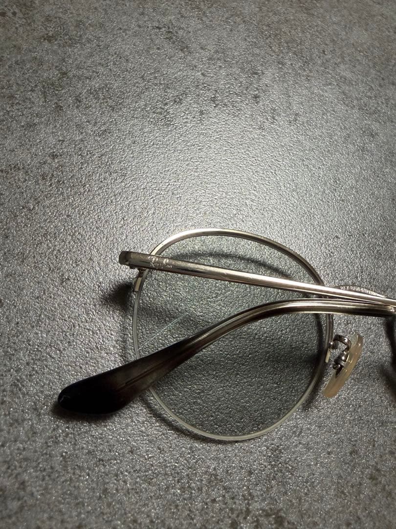 Ray-Ban シルバーラウンドサングラス　アッシュグレー