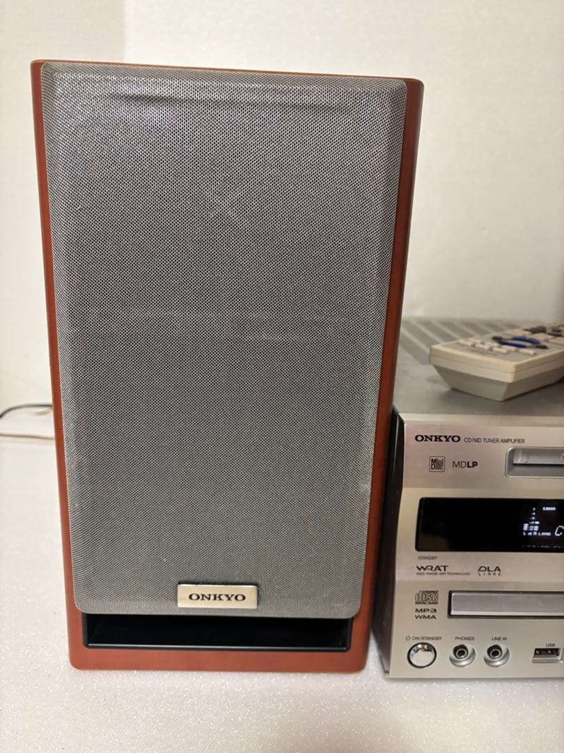 ONKYO CD MD コンポ 木製スピーカー付き　FR-N7SX リモコン付
