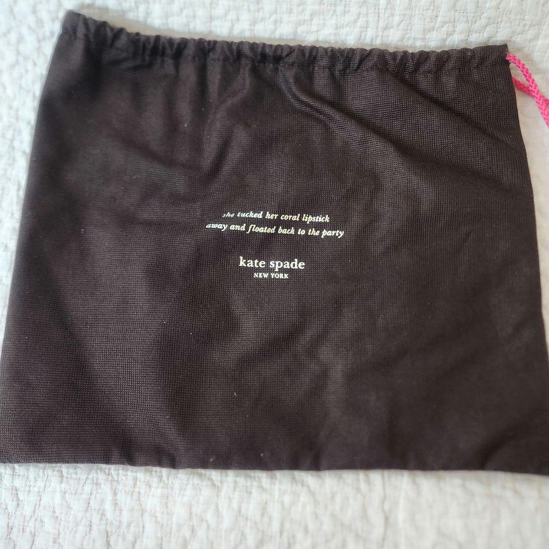 ケイトスペードニューヨーク　りんご　リンゴ　かごバッグ　立体　カゴ