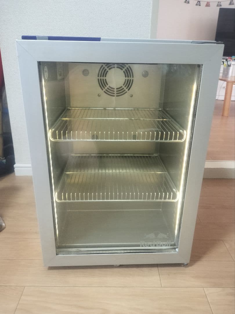 RedBull ガラスドア冷蔵庫 LED照明付き