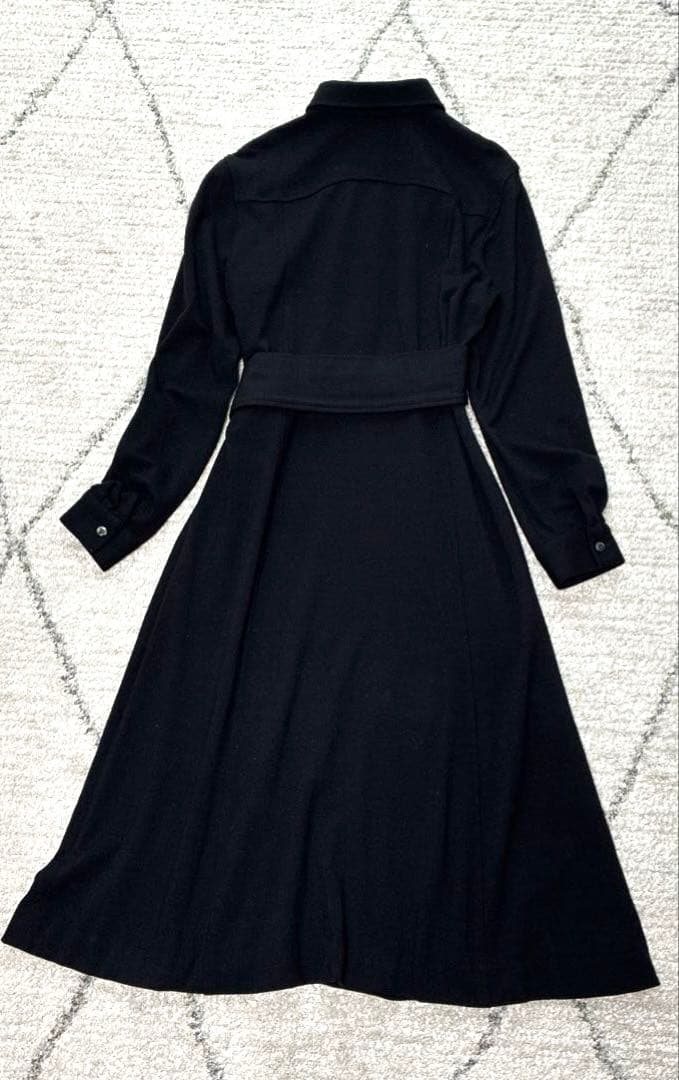 DAMA collection 長袖襟付き　ウールワンピース　黒