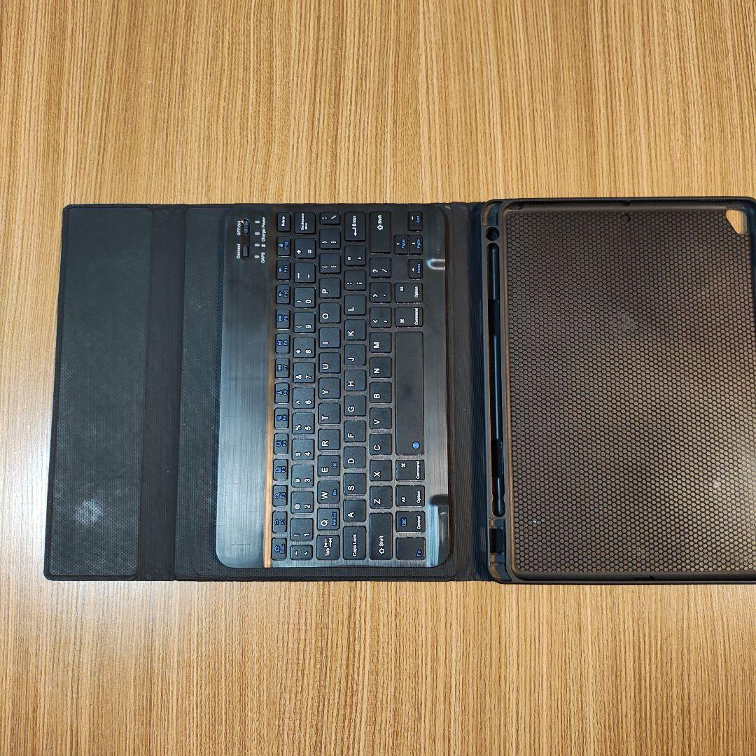 iPad (第9世代)Wi-Fi 256GB （おまけ付き）