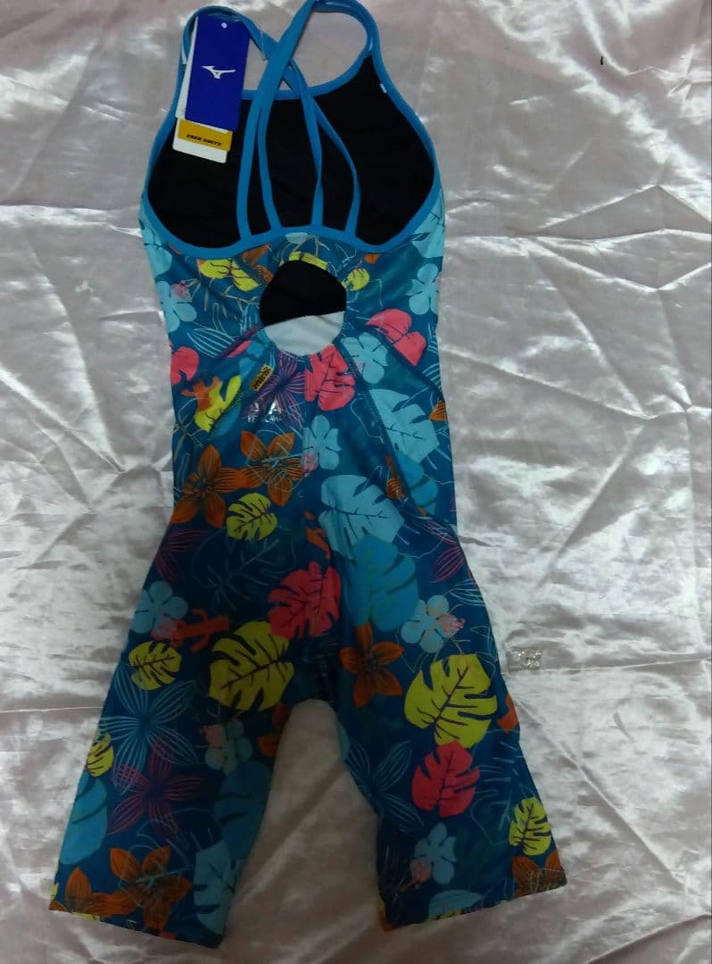 MIZUNO ミズノ　レディース　競泳水着　綾コレ！　S 未使用！タグ付き！