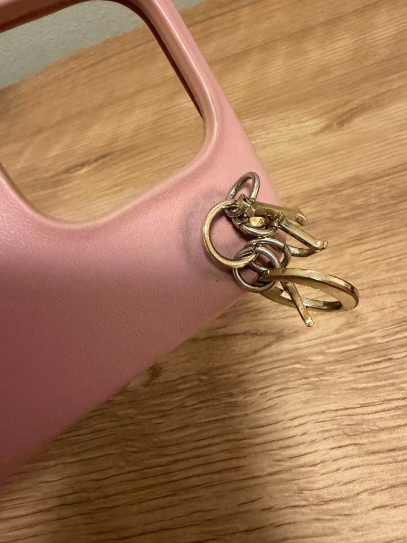 Dior ピンク ラムスキン iPhoneカバー iPhone14プロ