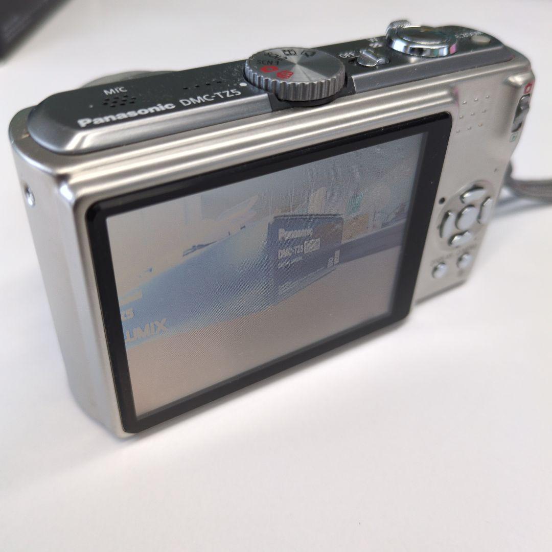 Panasonic LUMIX TZ5 シルバー