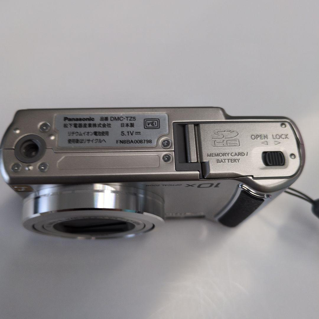 Panasonic LUMIX TZ5 シルバー