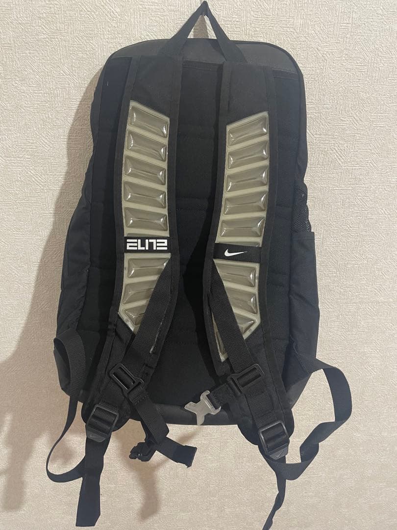 こんちゃ Nike ELITE ブラック リュック
