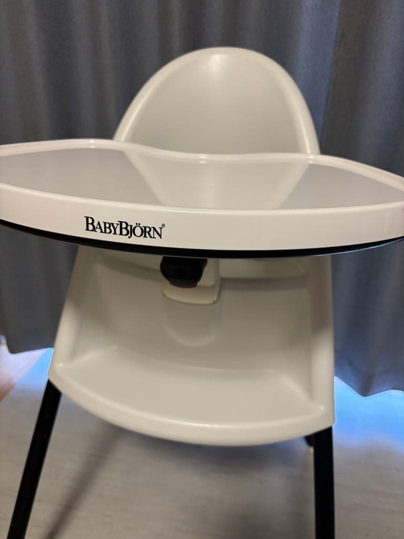 BabyBjorn ハイチェア ホワイト ベルト付き