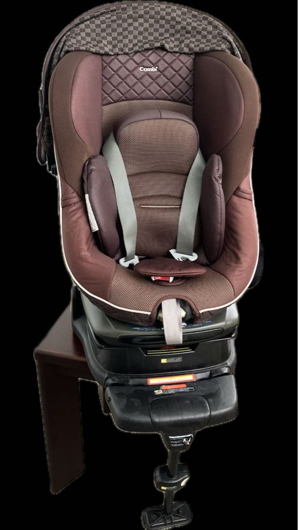 チャイルドシート Combi(コンビ) 直接お引取りの場合 5.000円でOK
