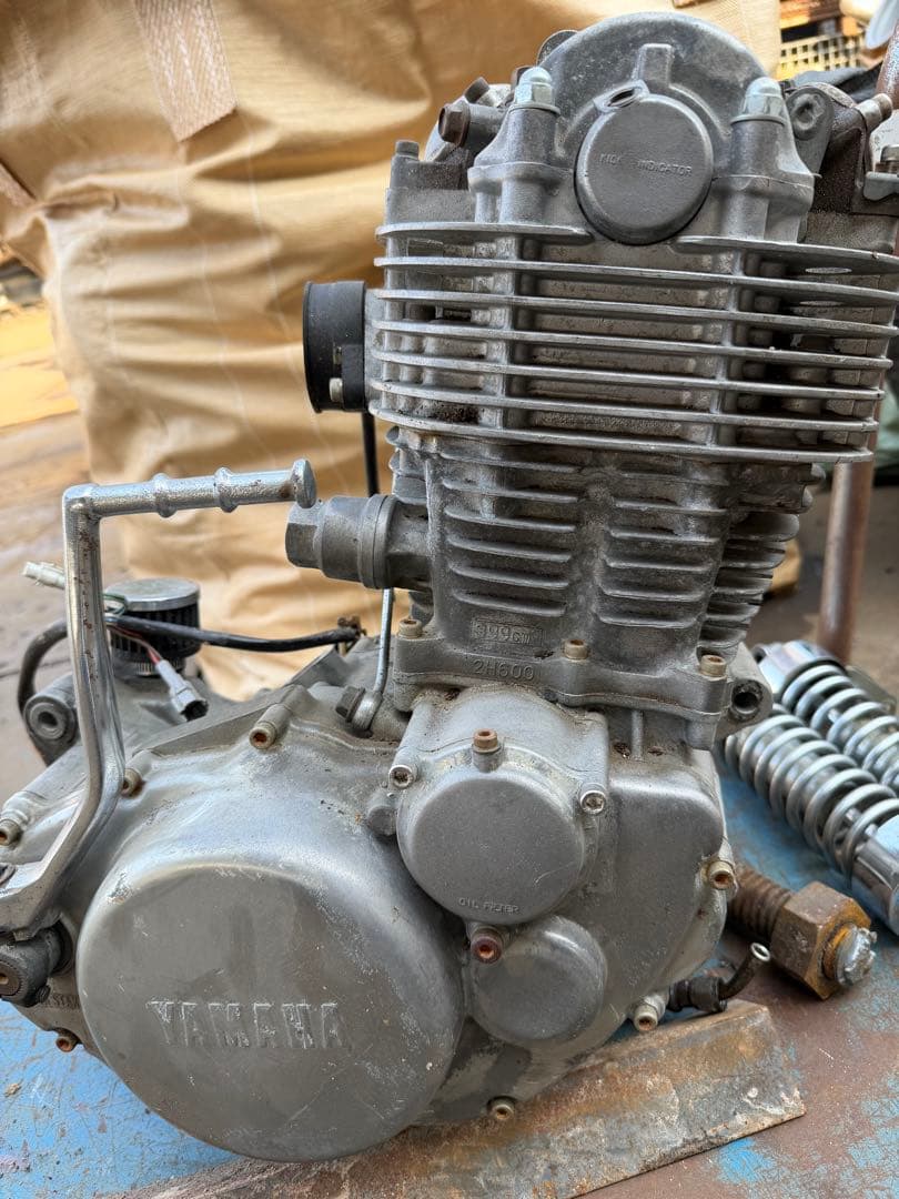 ヤマハ SR400 2H600 エンジン