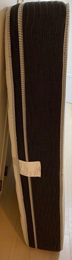 シモンズ　Beautyrest クイーンマットレス