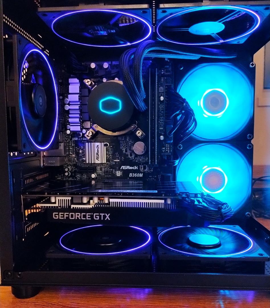 ゲーミングPC/i7 8700/GTX1660Ti/16G/SSD512G/水冷