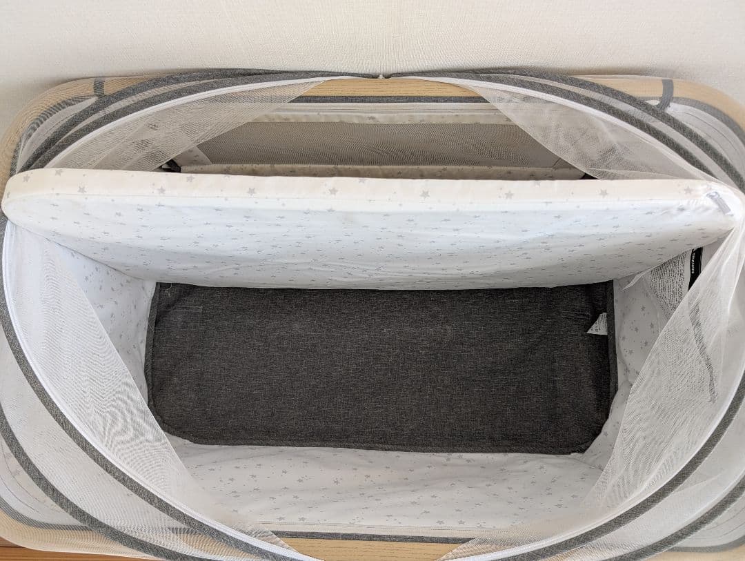 HZDMJ ベビーベッド タイニーサイズ　 高さ調整可　ゆりかごにも　ネットあり