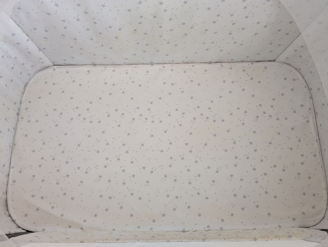 HZDMJ ベビーベッド タイニーサイズ　 高さ調整可　ゆりかごにも　ネットあり