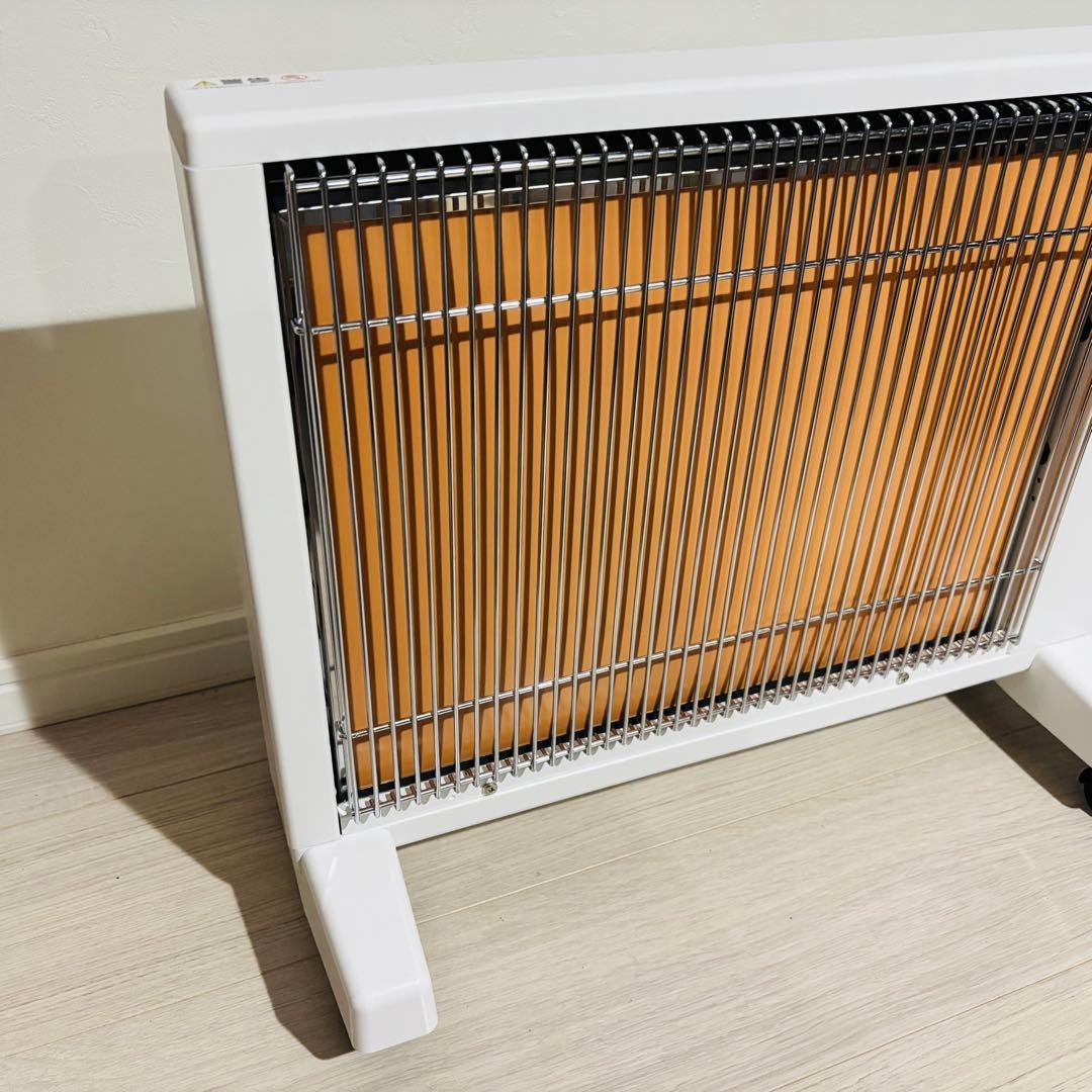 超美品　希少色　サンルミエ キュート E800LS 　ホワイト　遠赤外線