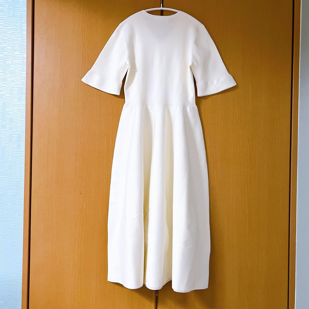 Vネックホールガーメントワンピース アイボリー 38 セルフォード