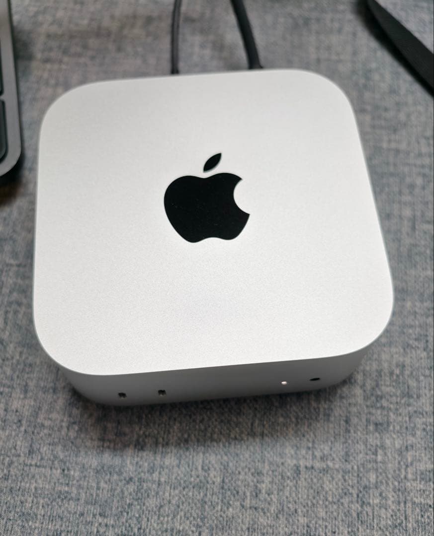 Apple Mac mini シルバー M4 16+256