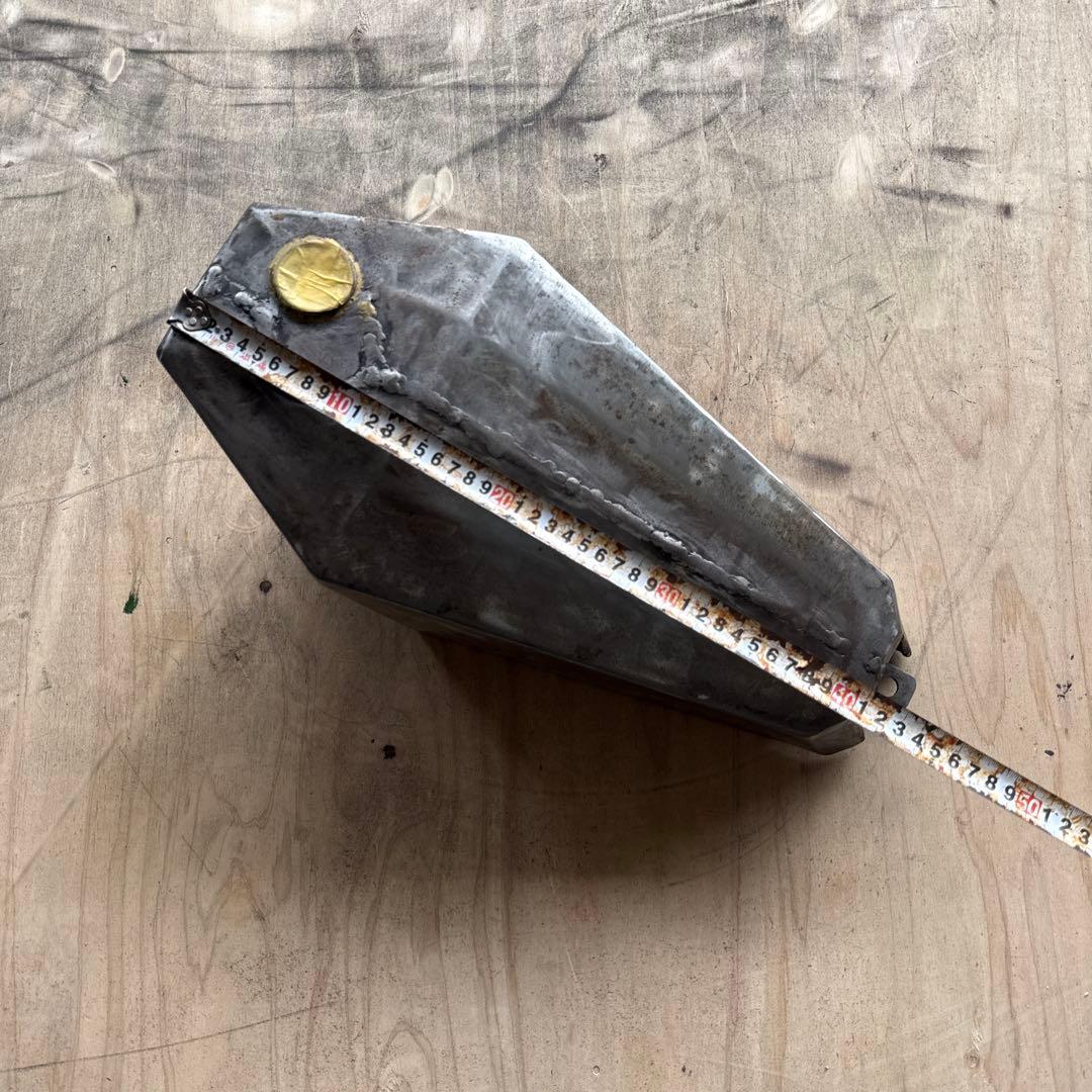 コフィンタンク　塗装無し