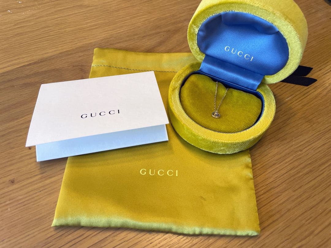 GUCCI ゴールド　ネックレス(付属品あり)