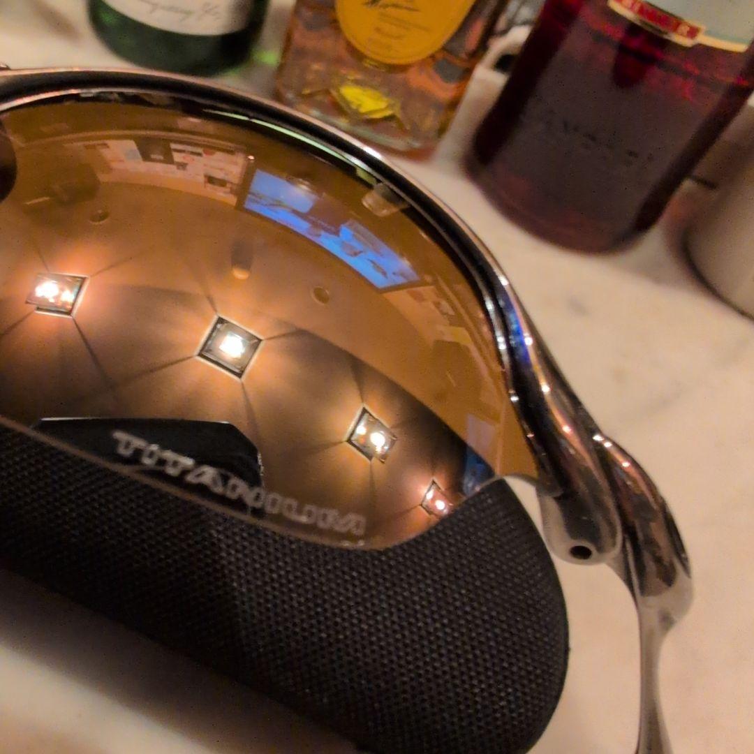 Oakley サングラス ブラウンレンズ シルバーフレームチタンカラーレンズ