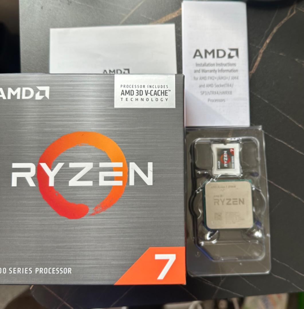 [オマケ付] AMD Ryzen 7 3700X CPU 本体