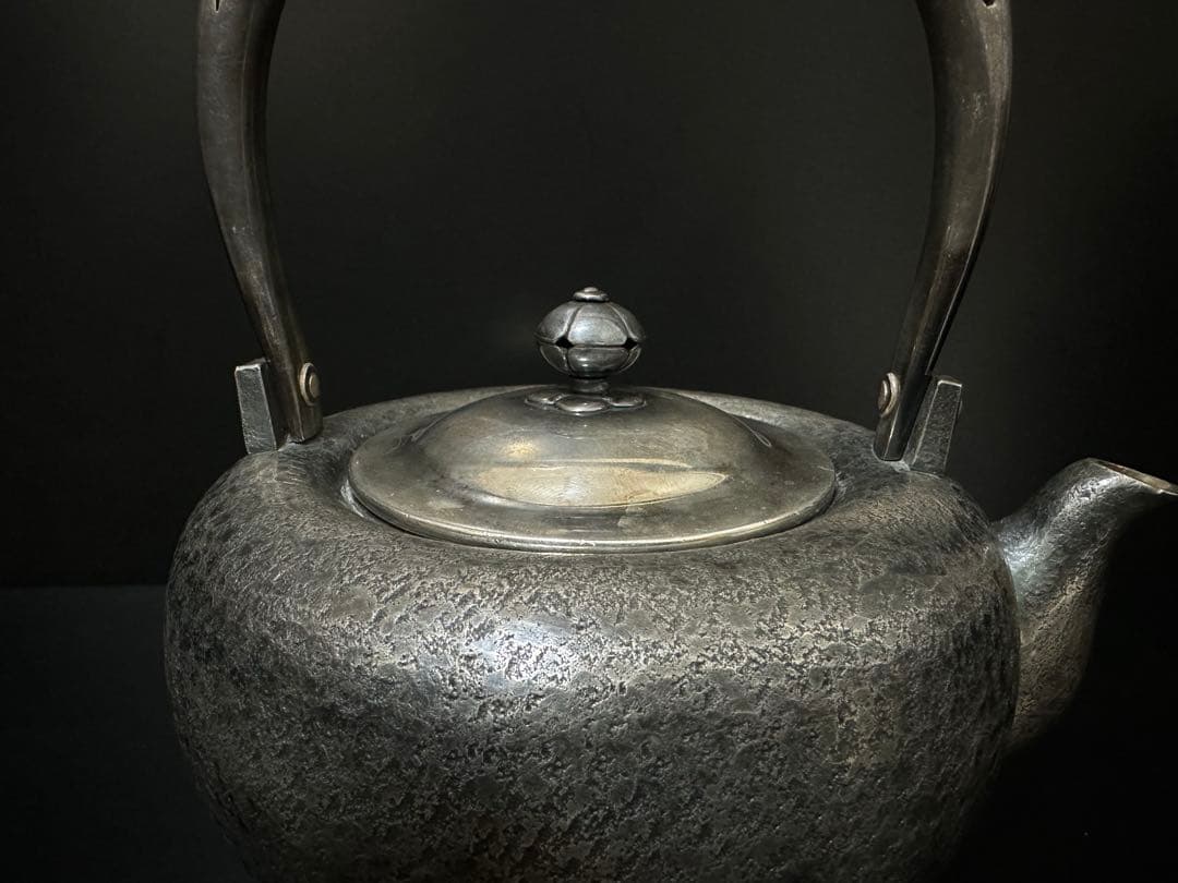 銀瓶　在銘　政晴 純銀　急須　666g 骨董　古美術