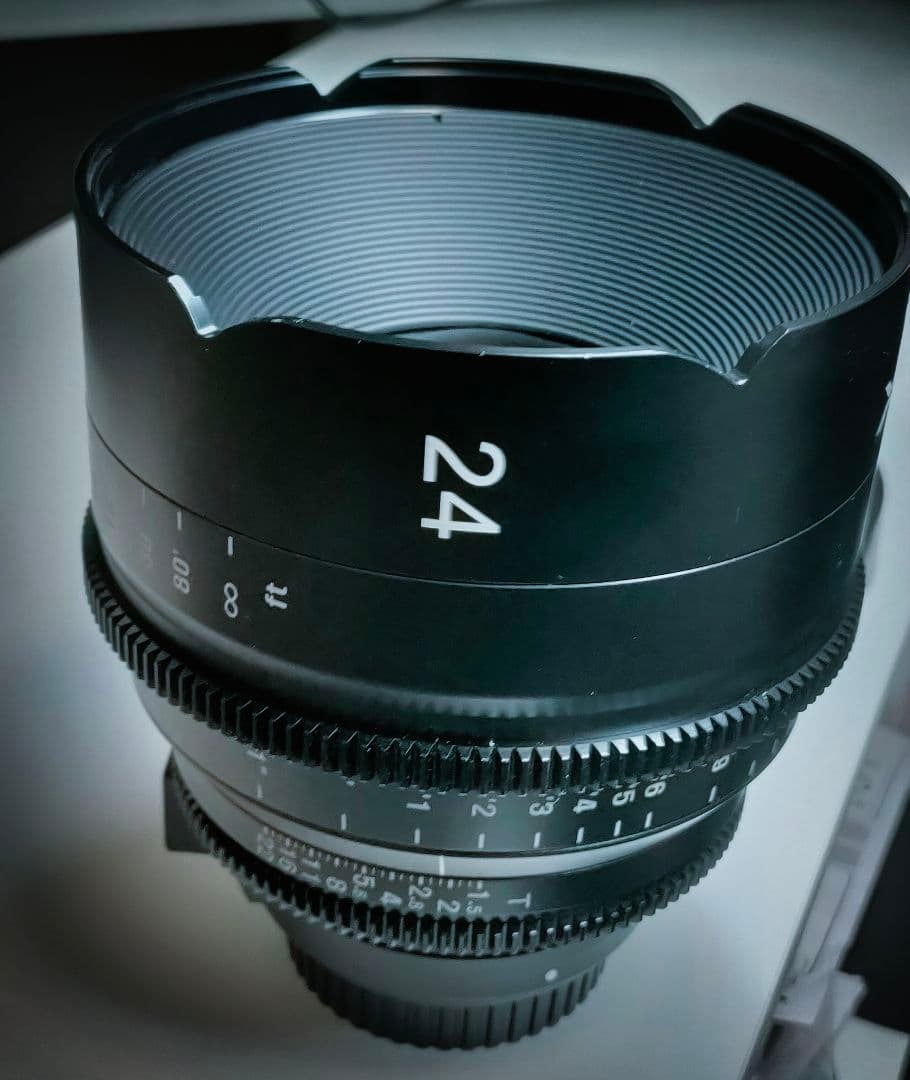 【極美品】Xeen 24mm T1.5 CINE EFマウント 元箱付
