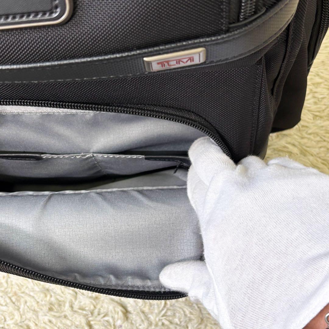 【極美品】トゥミ ALPHA3 ビジネスリュック 大容量 多機能 ブラック