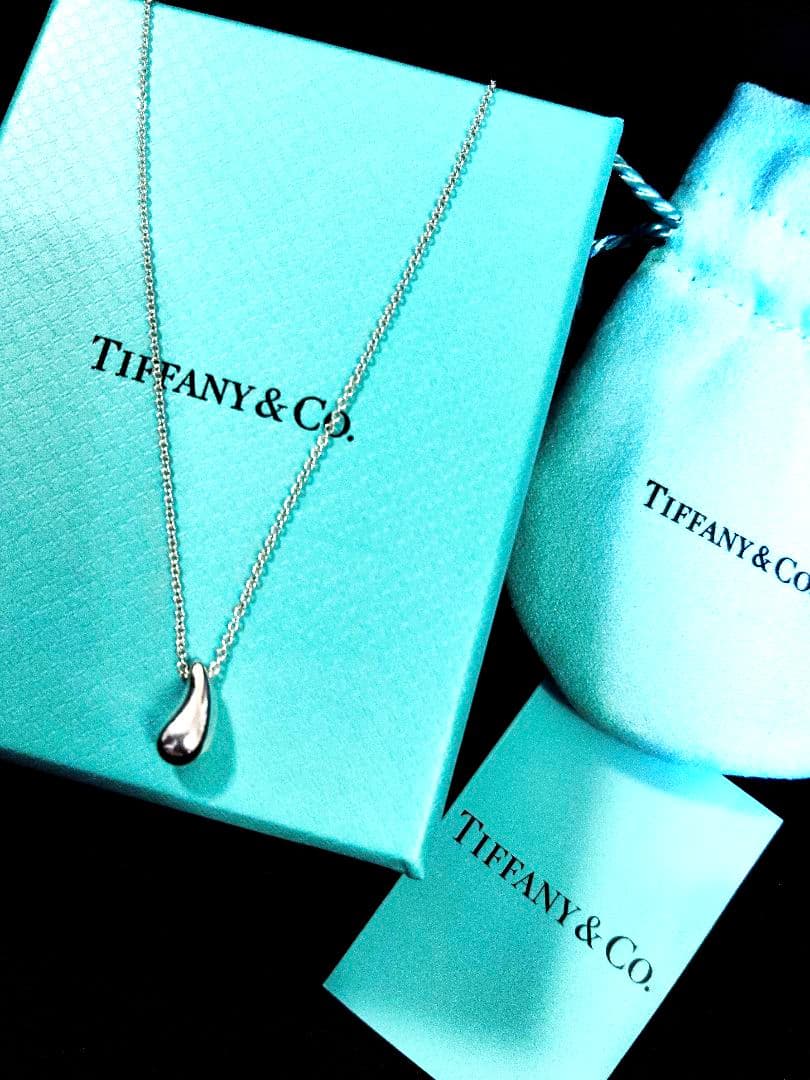 【極美品】ティファニー　ティアドロップペンダント　ネックレス　シルバー925