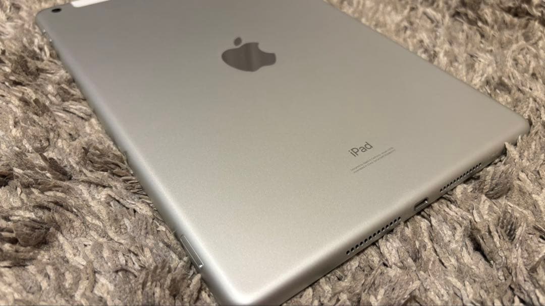 Apple iPad第7世代(2019年発売)32GBシルバー