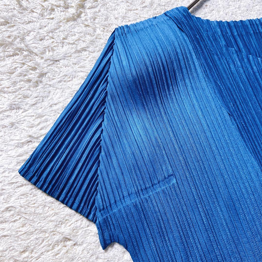 プリーツプリーズ　イッセイミヤケ　クルーネックカットソー　ブルー　size3