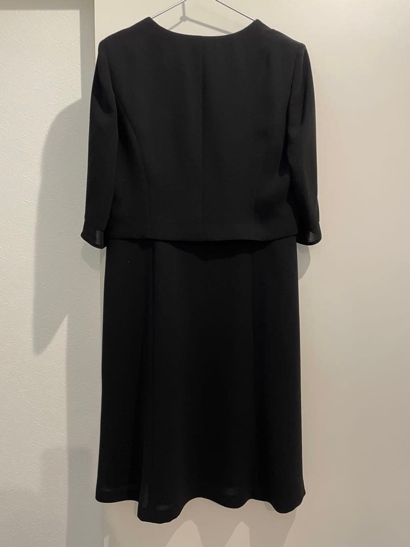 トウキョウソワール 喪服礼服　洗える前開きワンピース(ジャケット付き) 15号