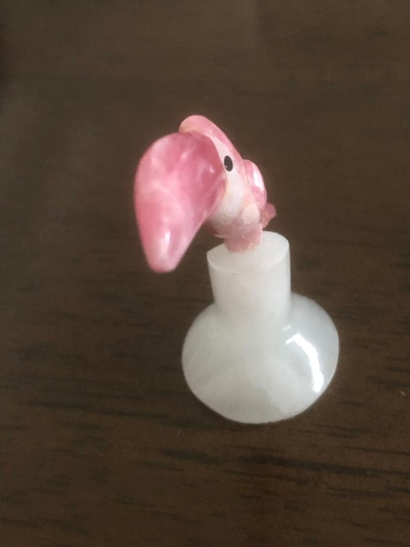 【パワーストーン】天然石インカローズ(ロードクロサイト)南米の野鳥オオハシ　置物