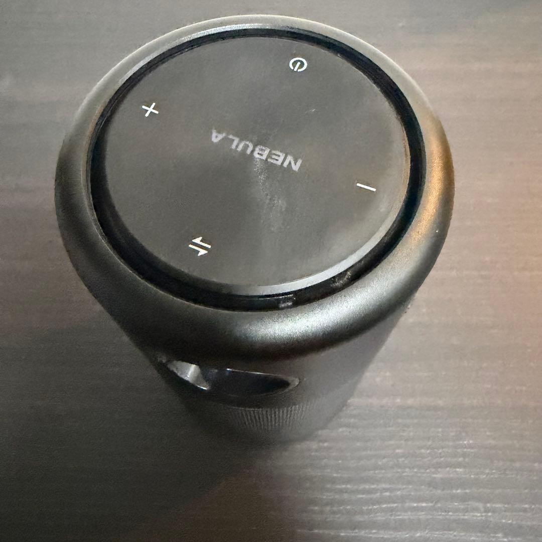 NEBULA by ANKER Capsule プロジェクター本体