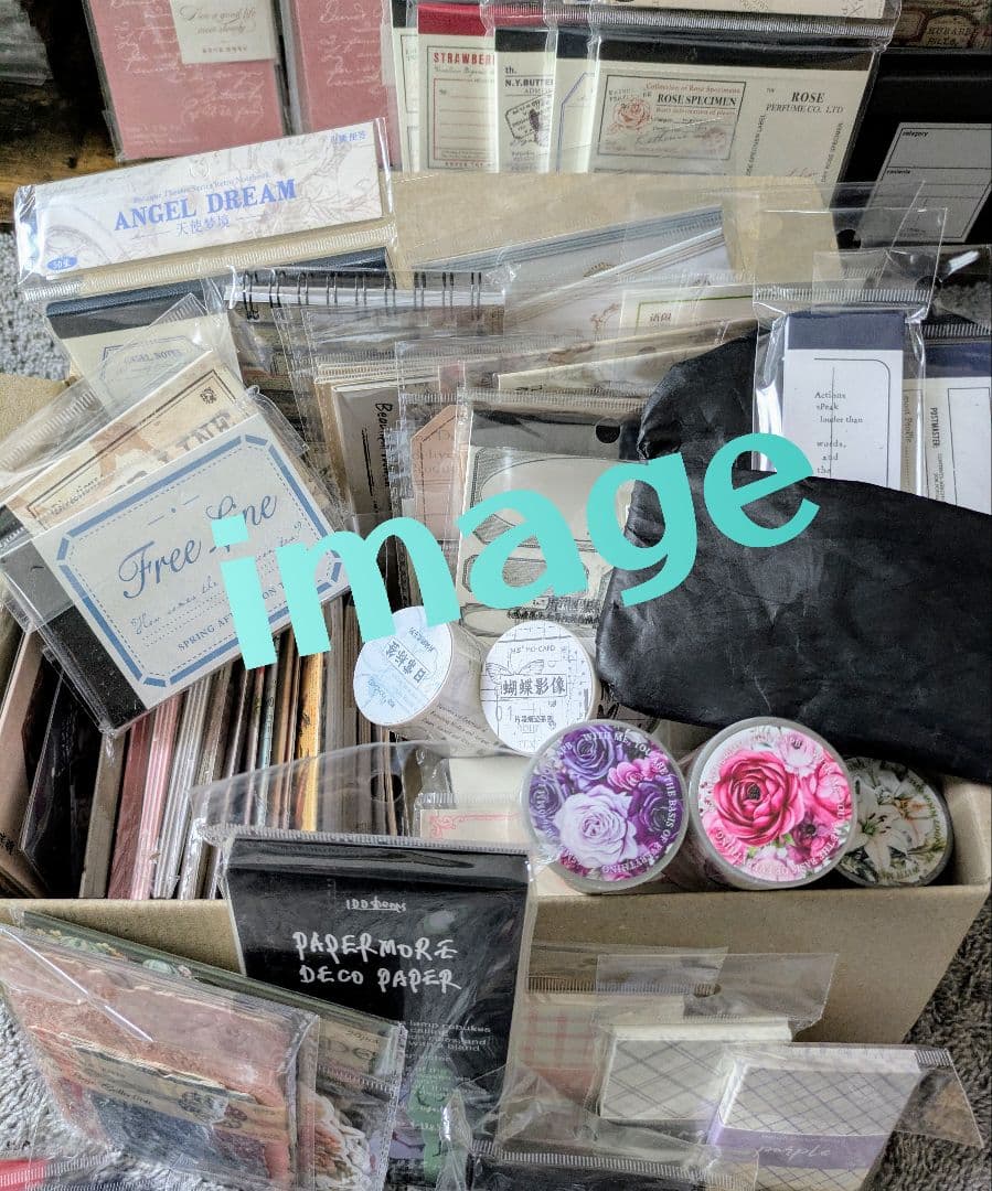 【大量‼︎】◆コラージュ素材&アイテム詰め込みBOX◆