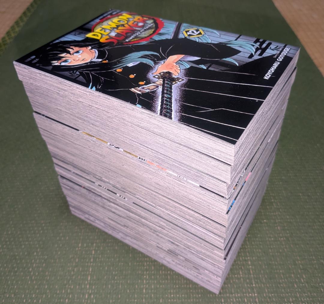 鬼滅の刃（DEMON SLAYER）　英語版　全23巻セット