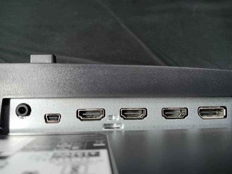 ゲーミングモニター BenQ ZOWIE XL2546K 240Hz