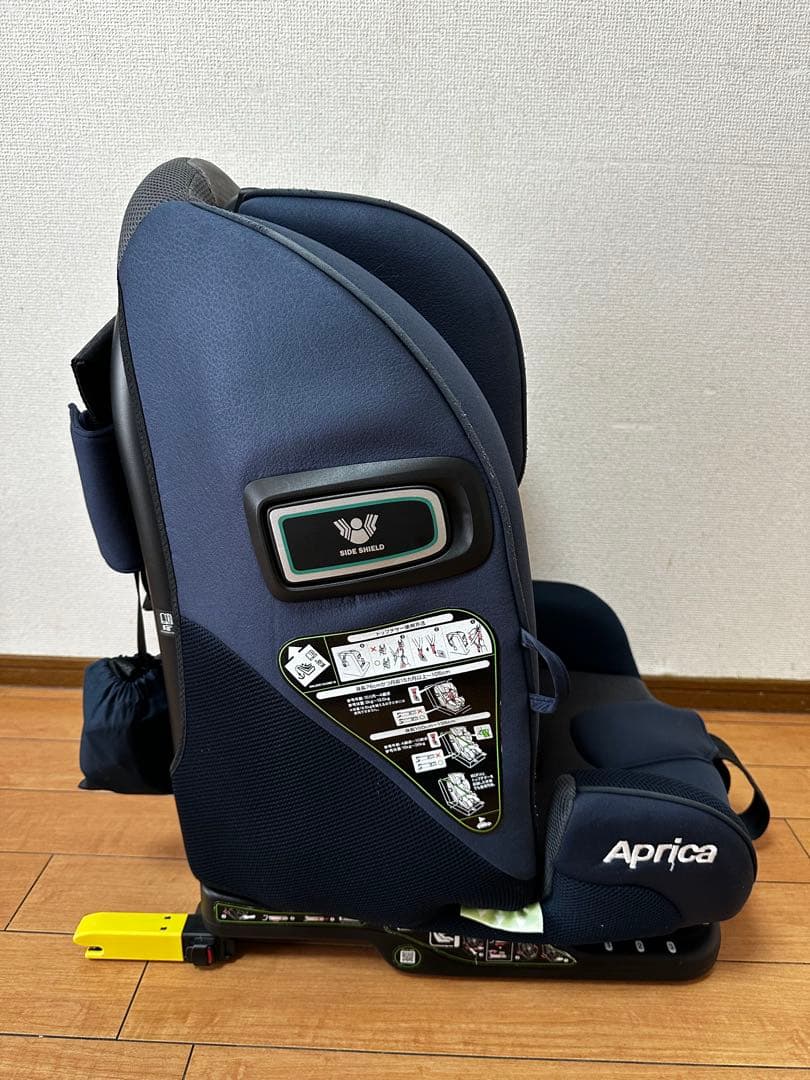 アップリカ　フォームフィット　ISOFIX360°セーフティー　ネイビー
