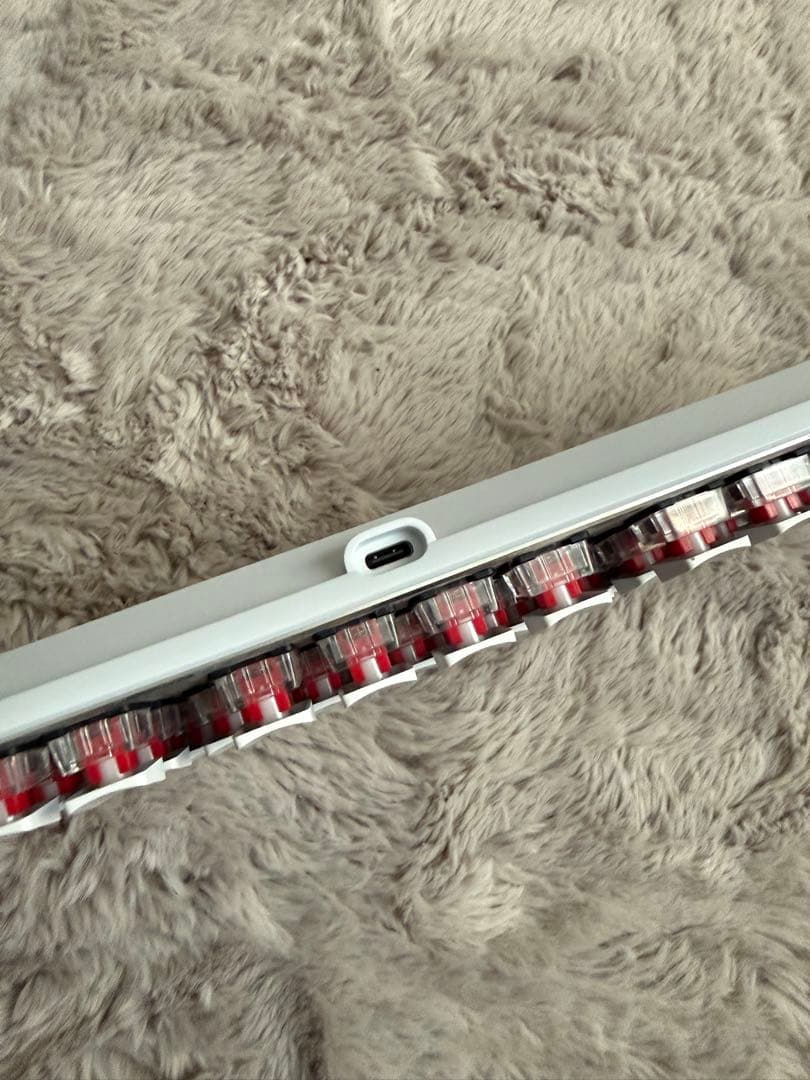 ROCCAT VULCAN TKL Pro ゲーミングキーボード