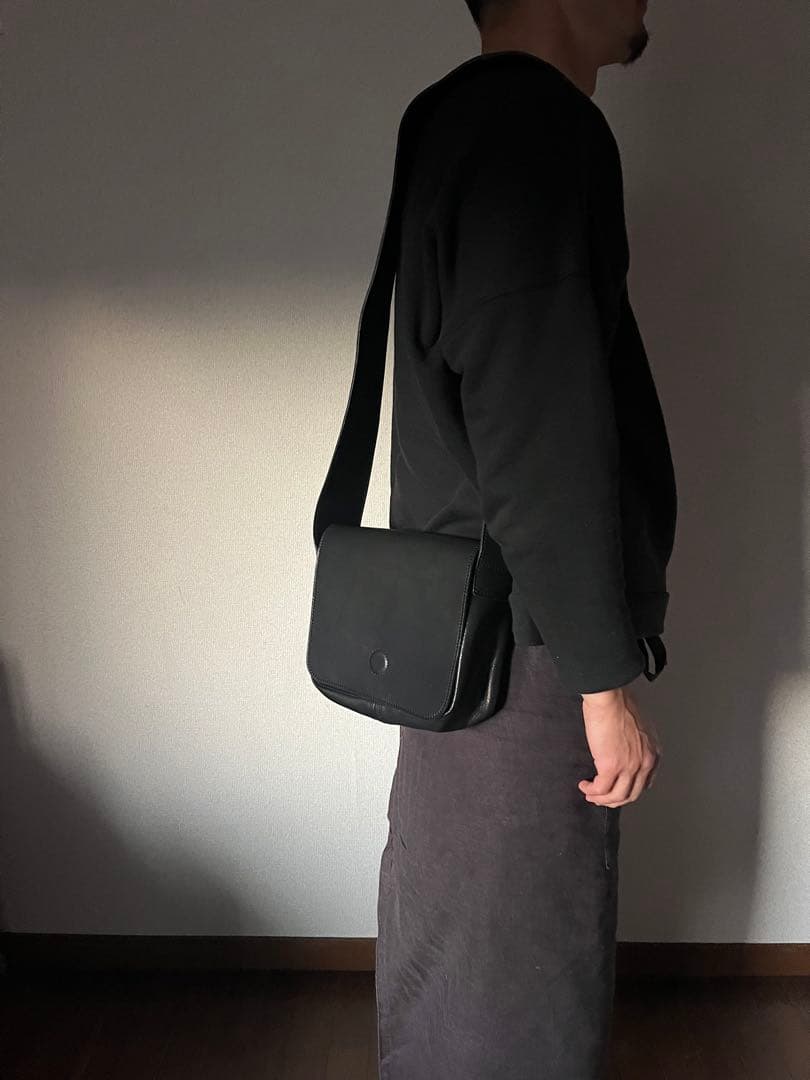 オーダーメイド黒 レザー ショルダーバッグ　本革　鹿革　ディアスキン　一点物
