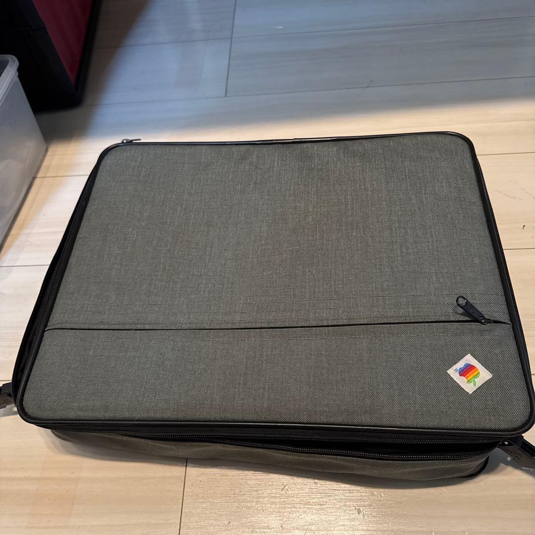 Apple IIc 本体＋フロッピーエミュレータ＋純正バッグ 動作未確認