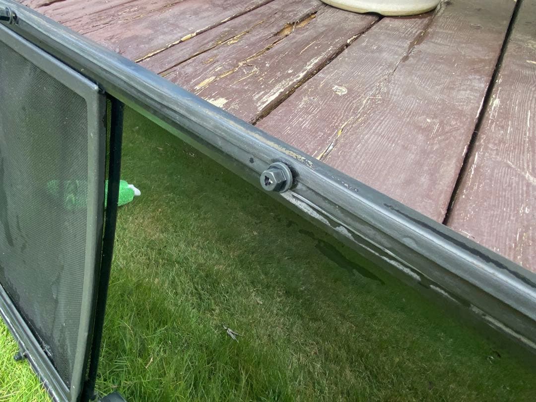 フォルクスワーゲン・ユーロバン　ウェストファリア用の右スライドドアの窓ガラス