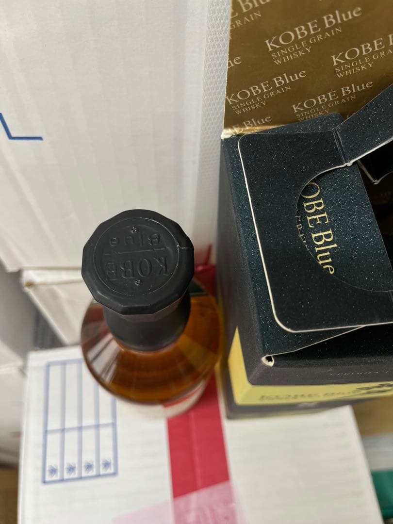神户KOBE Blue 8年 シングルグレインウイスキー700ml 40%箱付き