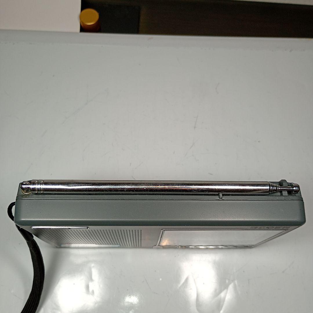 DEGEN 高感度BCLラジオ DE1103 動作品。 ブックサイズです