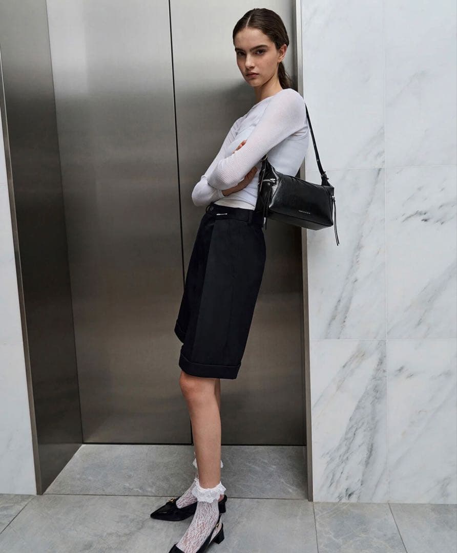 チャールズアンドキース ザイリア ホーボーバッグ ブラック