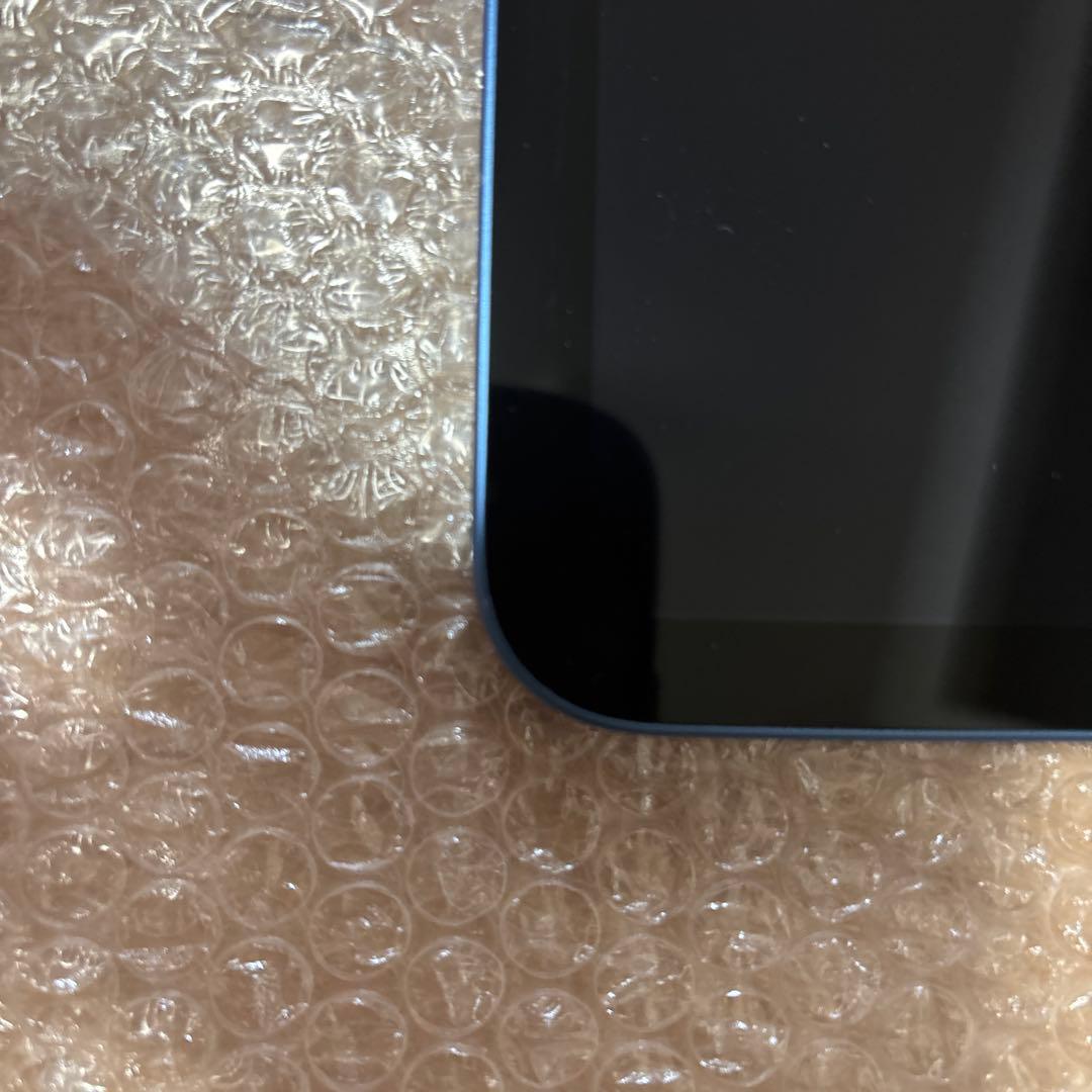 iPad 第10世代 256GB Wi-Fi 本体のみ / 1年使用・美品