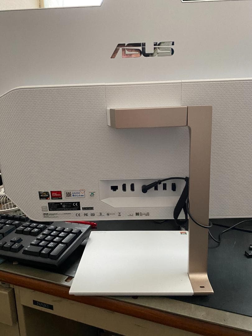 その他 ASUS Zen AiO AMD Ryzen 5 1600U