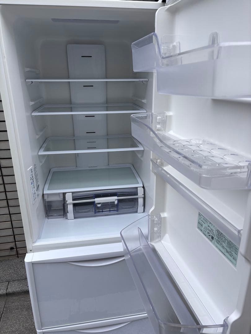 美品✨【2019年製】日立 冷蔵庫 R-S38JV｜大型冷蔵庫｜たのメル便対応