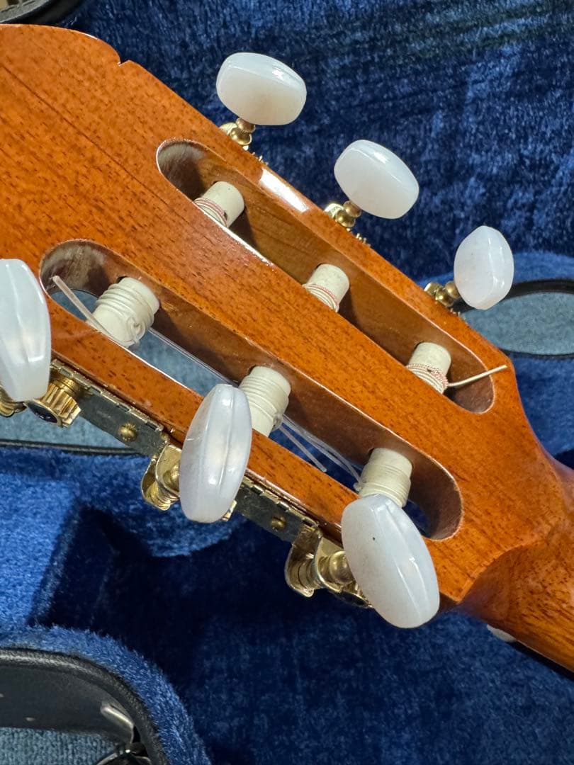 T.MATSUOKA LUTHIER M40 クラシックギター ケース鍵付き