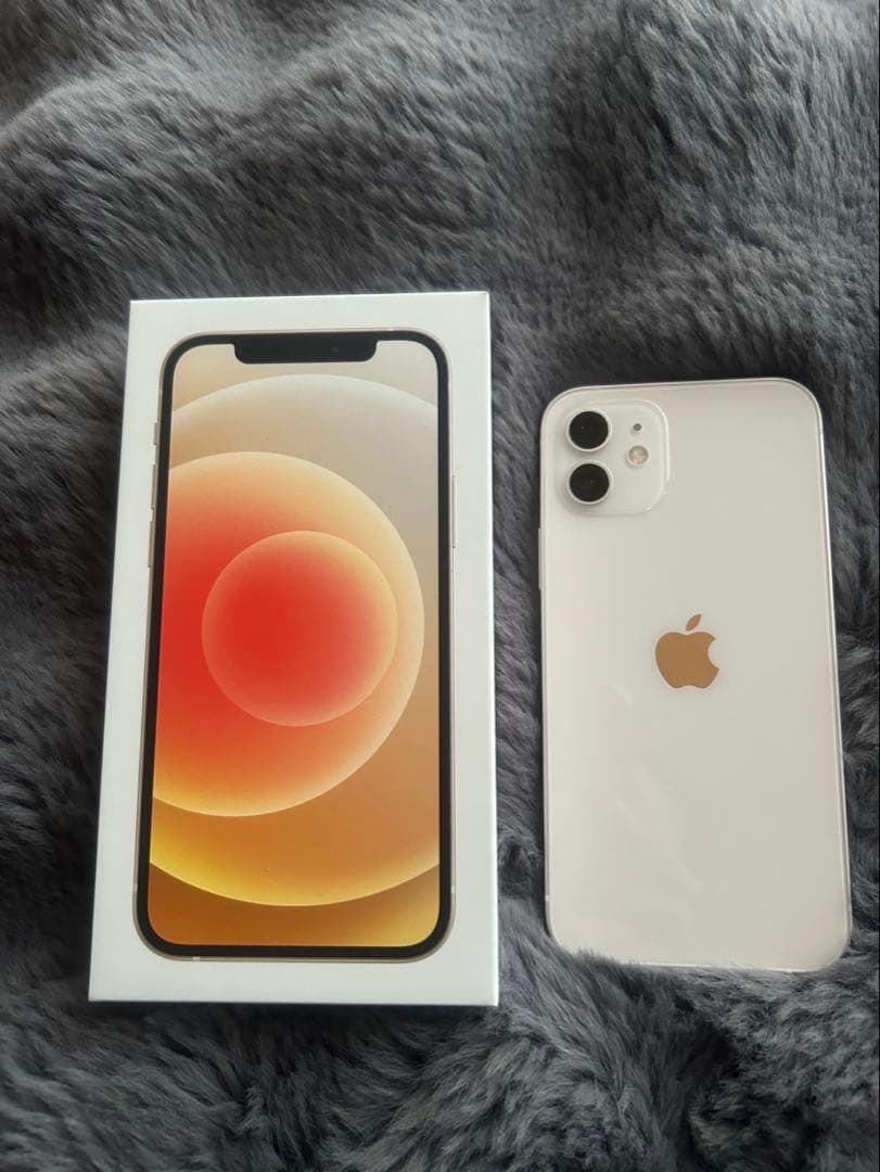 iPhone12 128GB ホワイト　SIMフリー